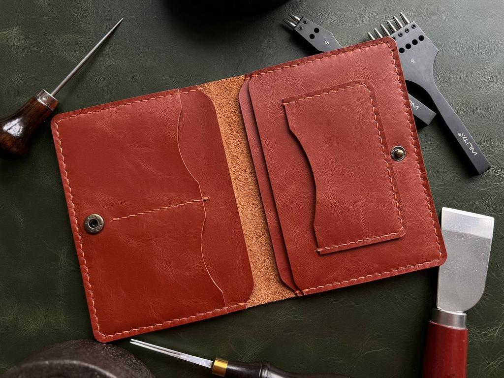 Кожаный бумажник-портмоне для карт и документов, кирпичный