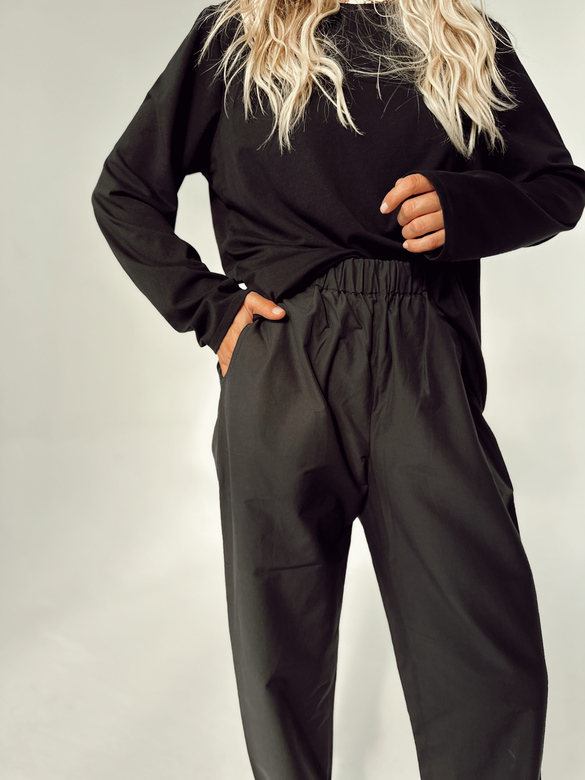 Брюки из хлопка чёрного цвета