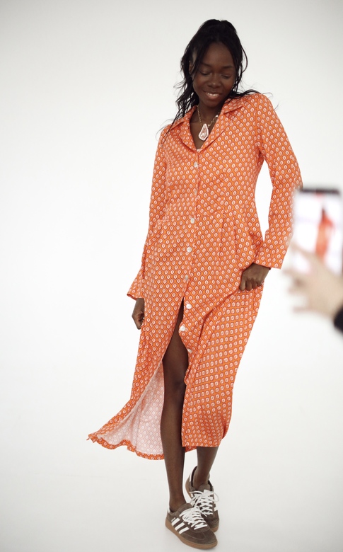 Платье «Кармэн» яркого оранжевого цвета