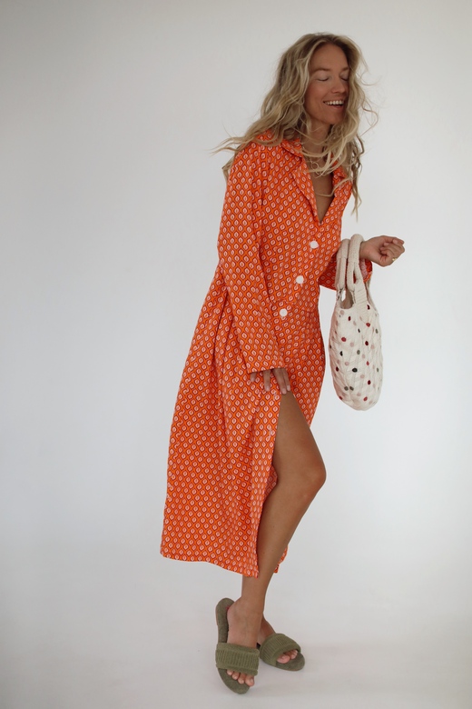 Платье «Кармэн» яркого оранжевого цвета