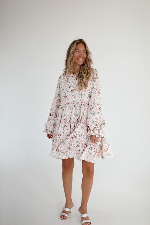 Платье «Пудра из струящейся вискозы с добавлением шелка