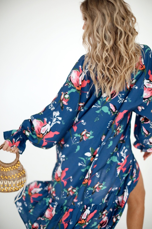 «Weekend Dress» из струящейся вискозы с цветочным акцентом