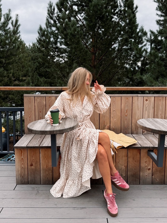 Платье миди из  мягкой фланели c цветочным акцентом