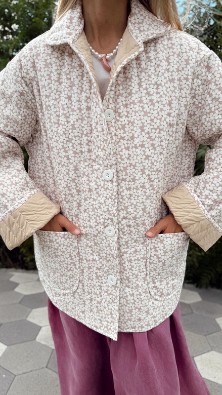 Стеганый жакет из пудрово-розовой  фланели