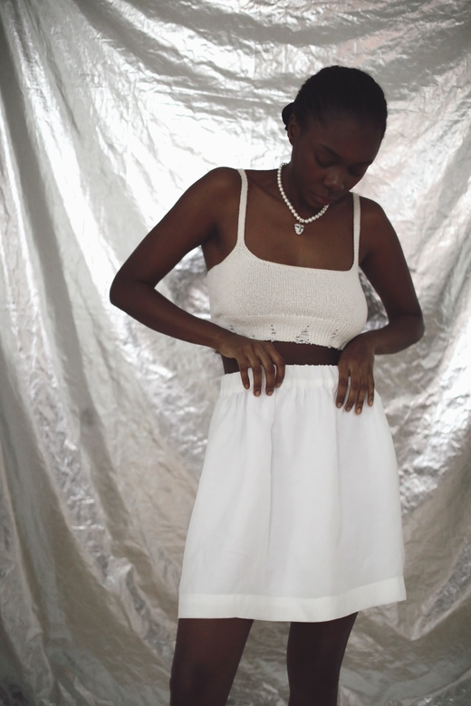 Юбка мини из купры  белого цвета