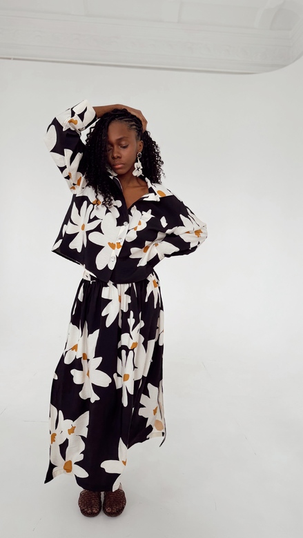 Комплект:рубашка и юбка  “Летняя симфония”