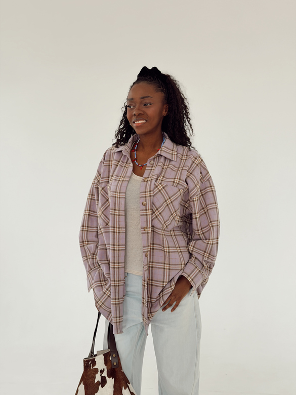 Рубашка  лилового цвета в клетку