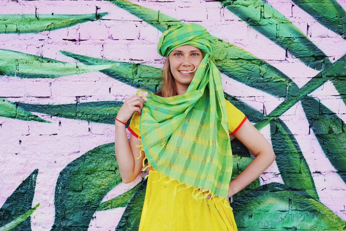 Яркий салатовый шарф