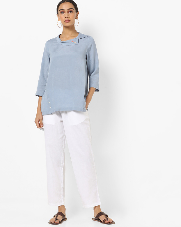 Белые прямые штаны