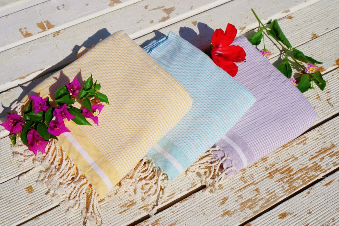 Жёлтое мягкое полотенце пештемаль