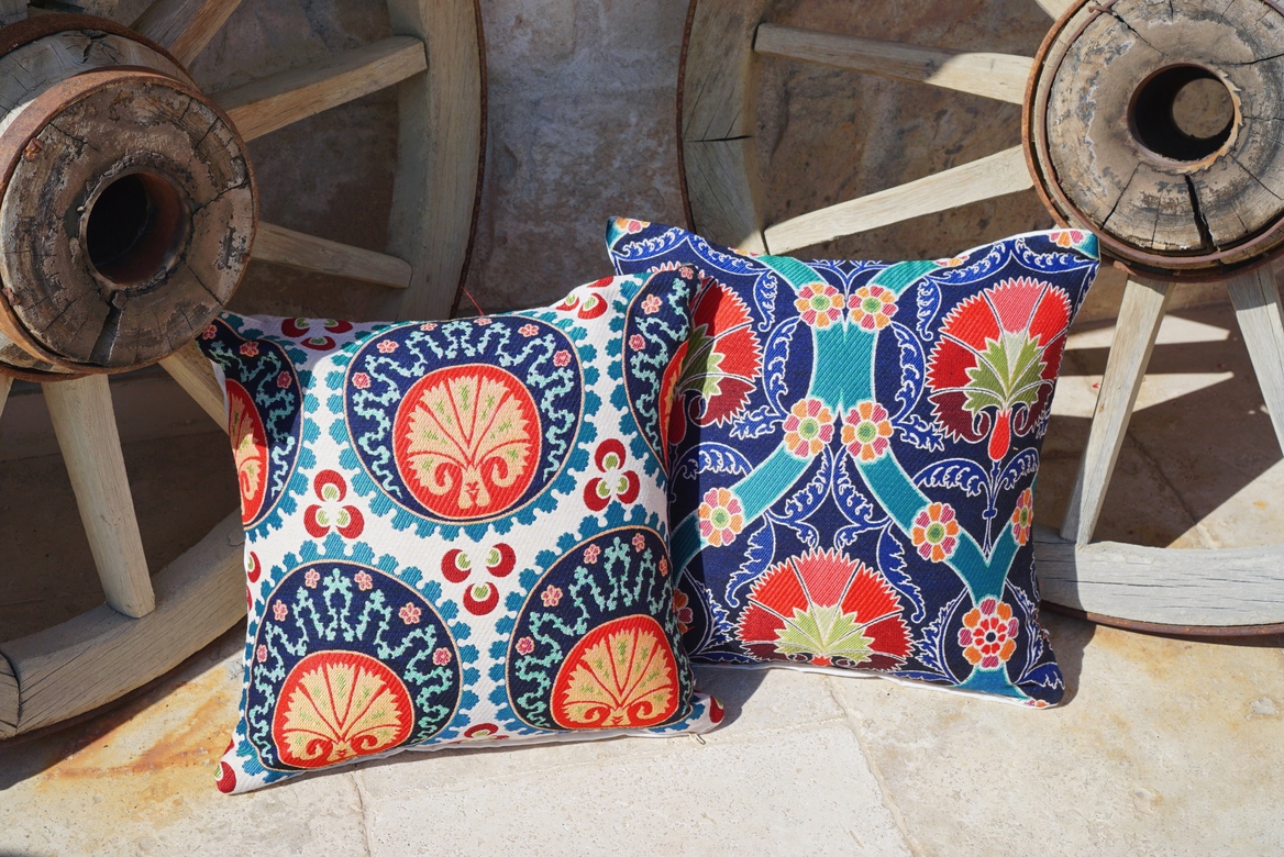 Наволочки с восточными узорами