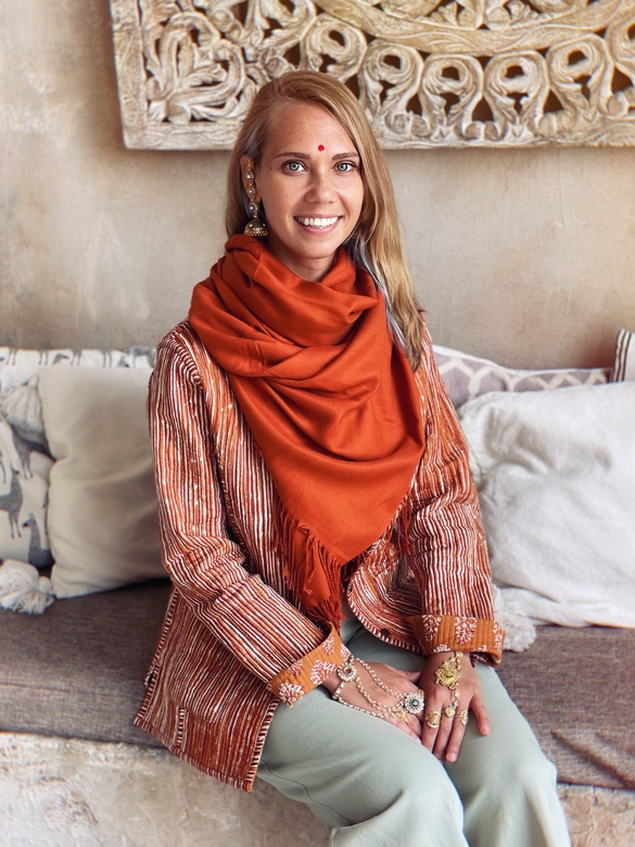 Терракотовый однотонный шарф