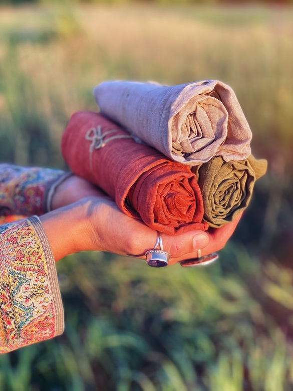 Однотонные шарфы спокойных оттенков