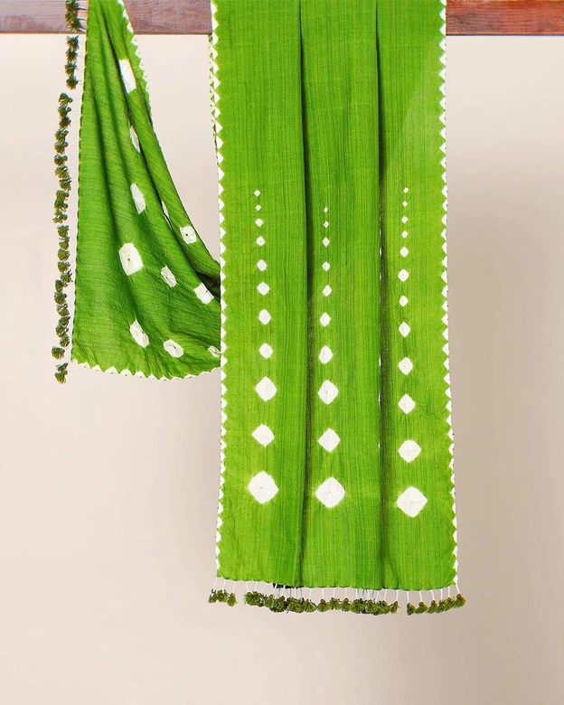 Салатовая гуджаратская шерстяная шаль