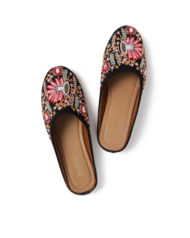 Черные мюли с цветной вышивкой, 37