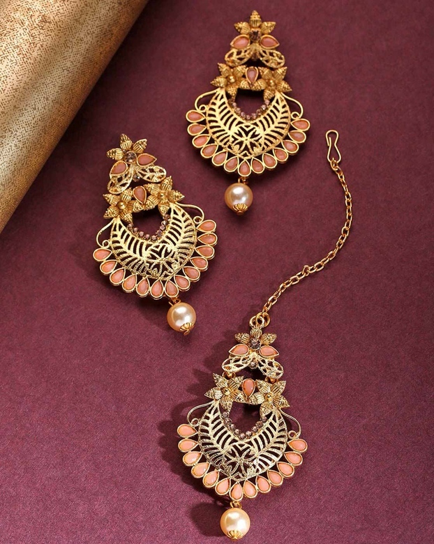 Серьги персикого цвета