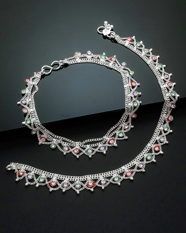 Браслет на ногу