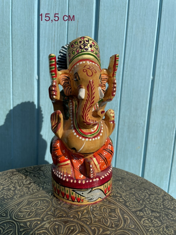 Ганеша из дерева цветной