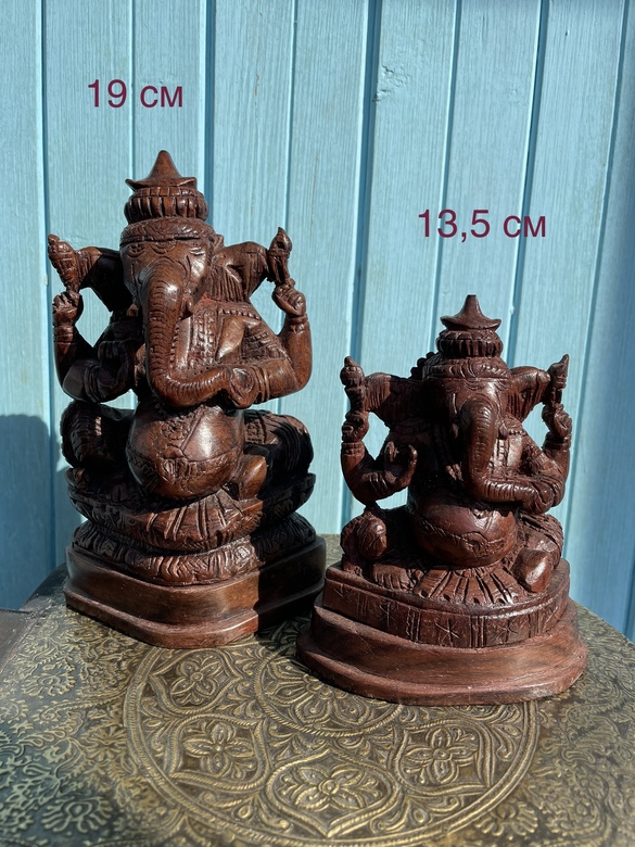 Ганеша из дерева