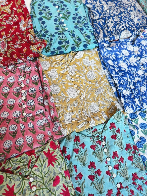 Сарафан на тонких лямках