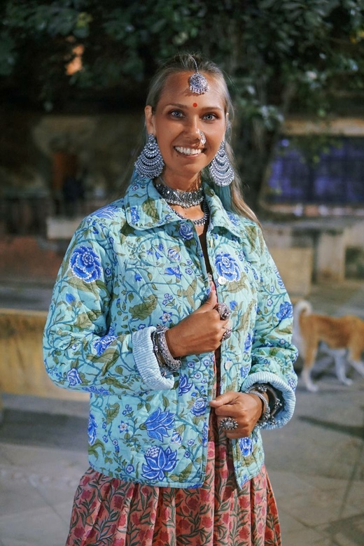 Голубой стёганый жакет, S