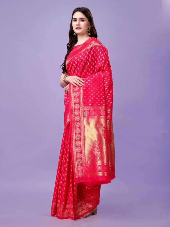 Розовое сари Кандживарам с золотым узором