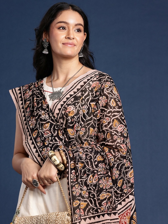 Большой палантин с набивным рисунком