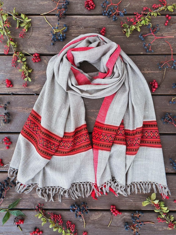 Палантин с каймой