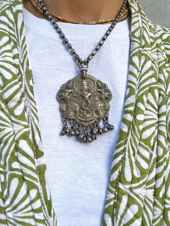 Кулон-плдвеска с изображением Бога Кришны