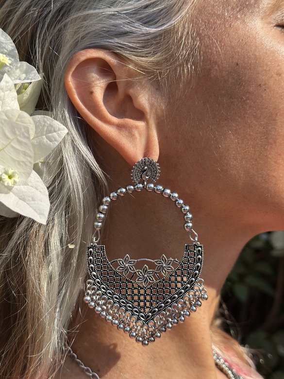 Крупные серьги с павлином и цветами