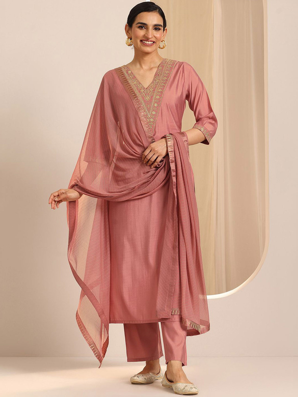 Нарядный розовый костюм, XL