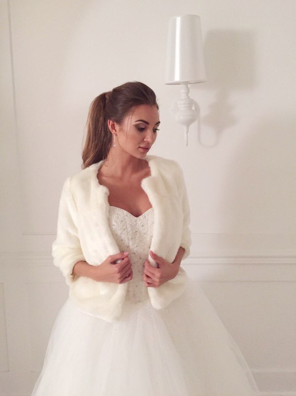 Шубка из гладкого меха (Аренда)