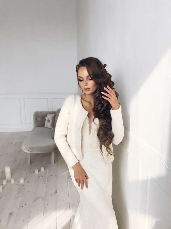 Жакет с окантовкой из бус (Аренда)