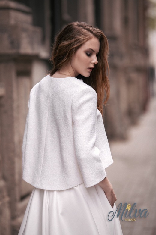 Жакет Милва расклешенный айвори (Аренда)