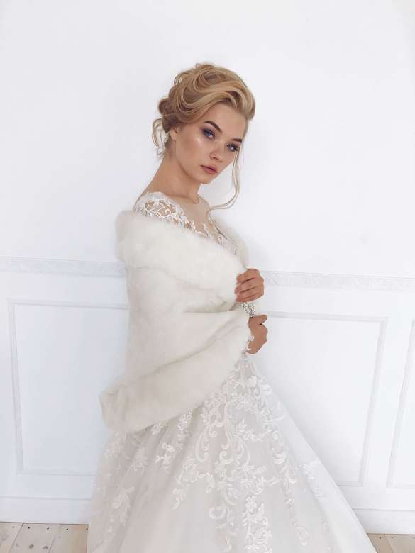 Меховая накидка с широким кантом (Аренда)