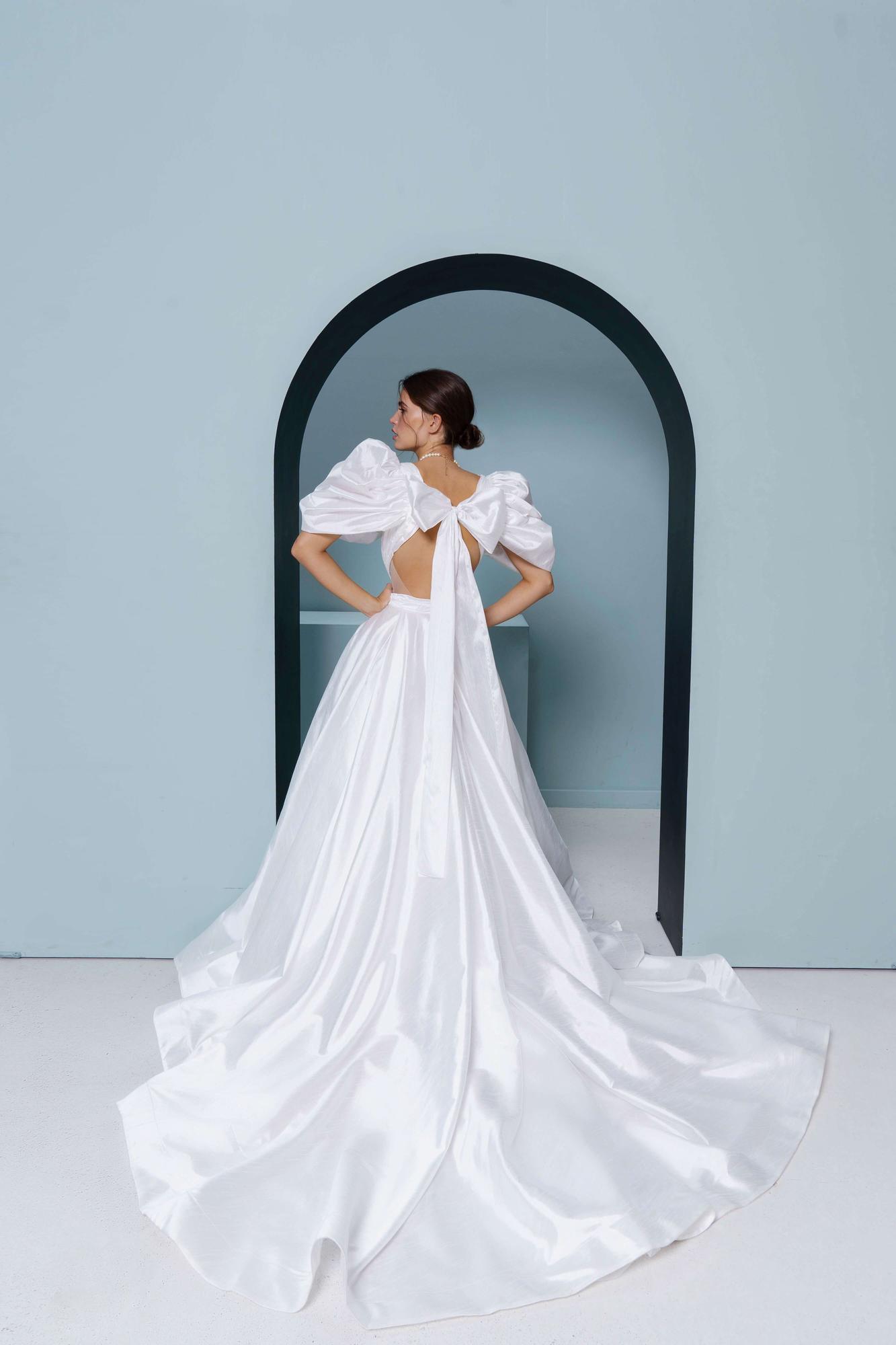 Свадебное платье Rara Avis Aven