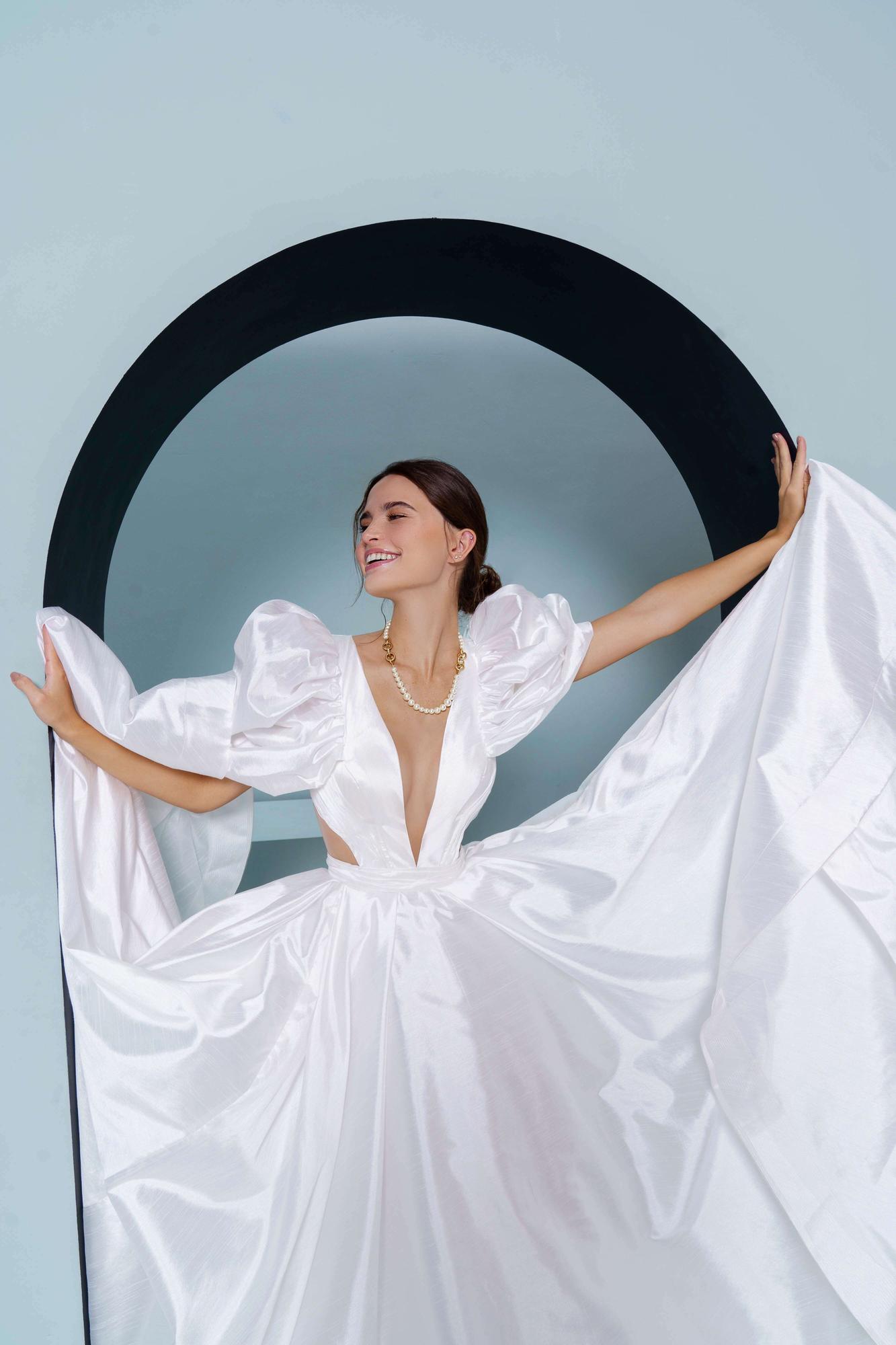 Свадебное платье Rara Avis Aven