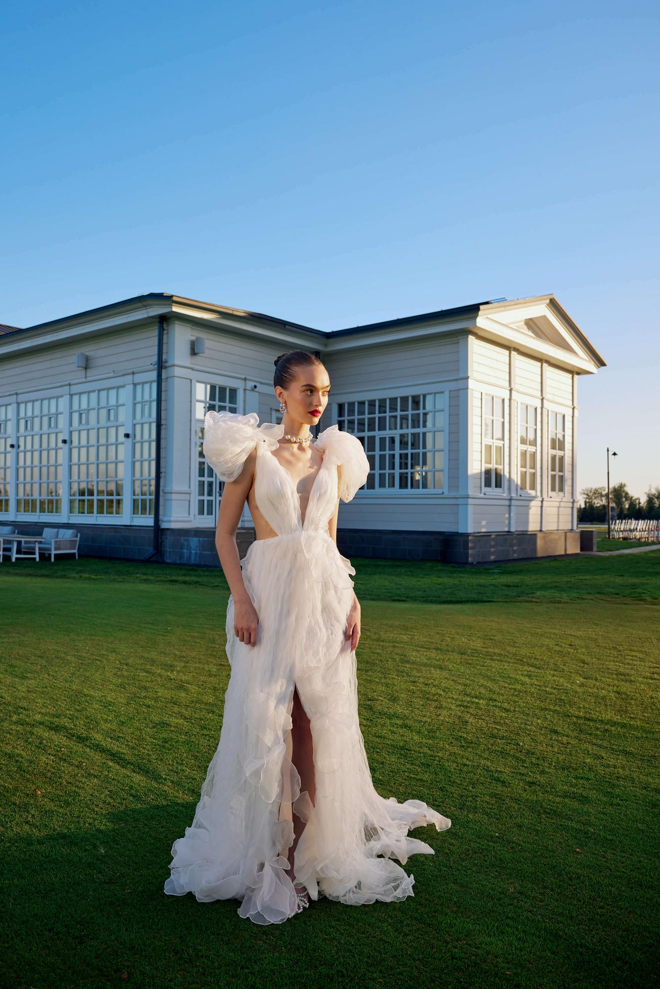 Свадебное платье Rara Avis Bora