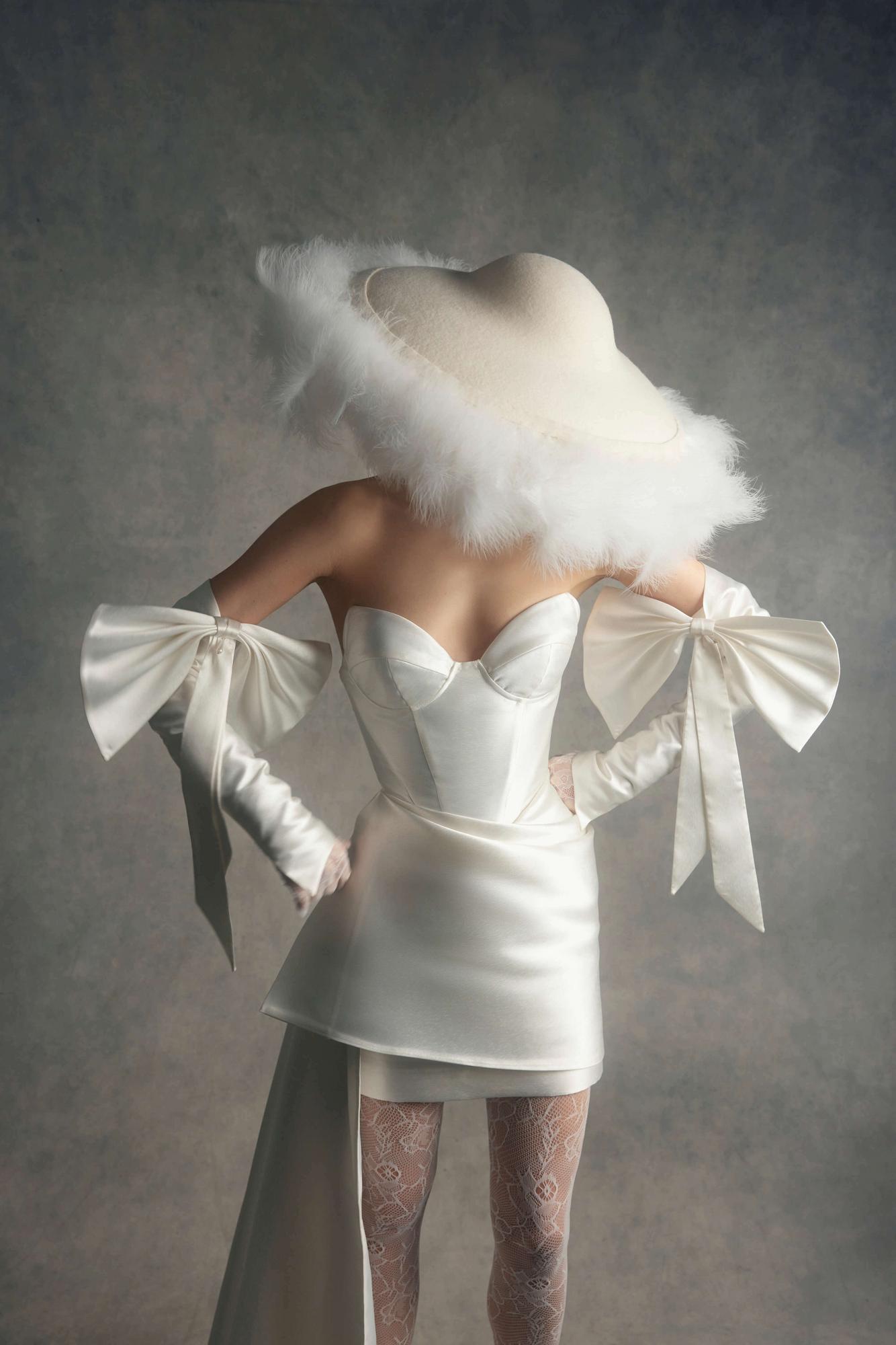 Свадебное платье Rara Avis Ange Etoiles Cancer