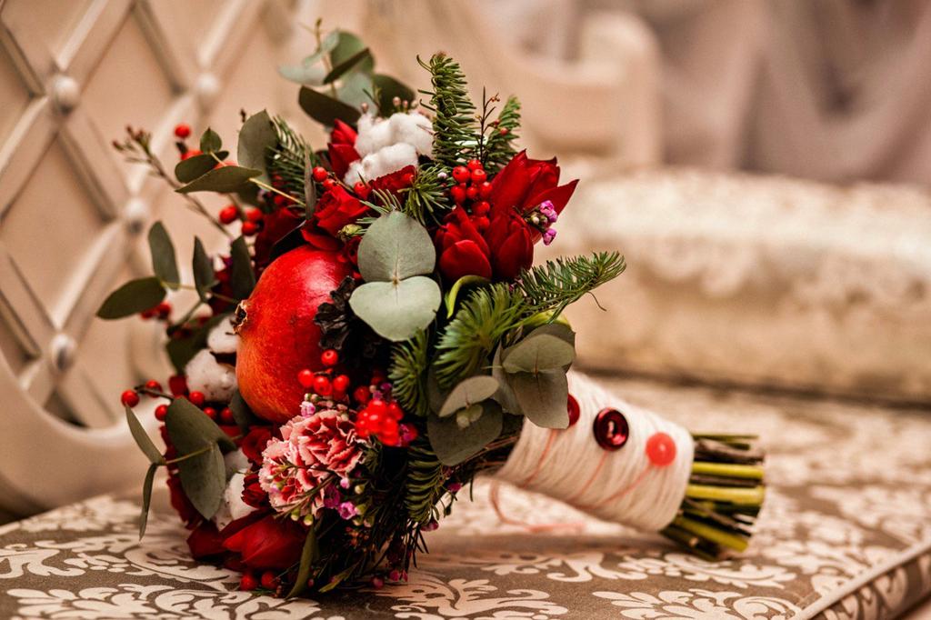 Букет невесты "Яркие акценты"