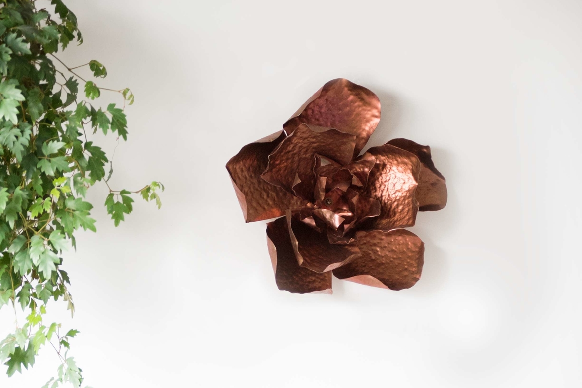 Настенный декор "цветок" с омеднением