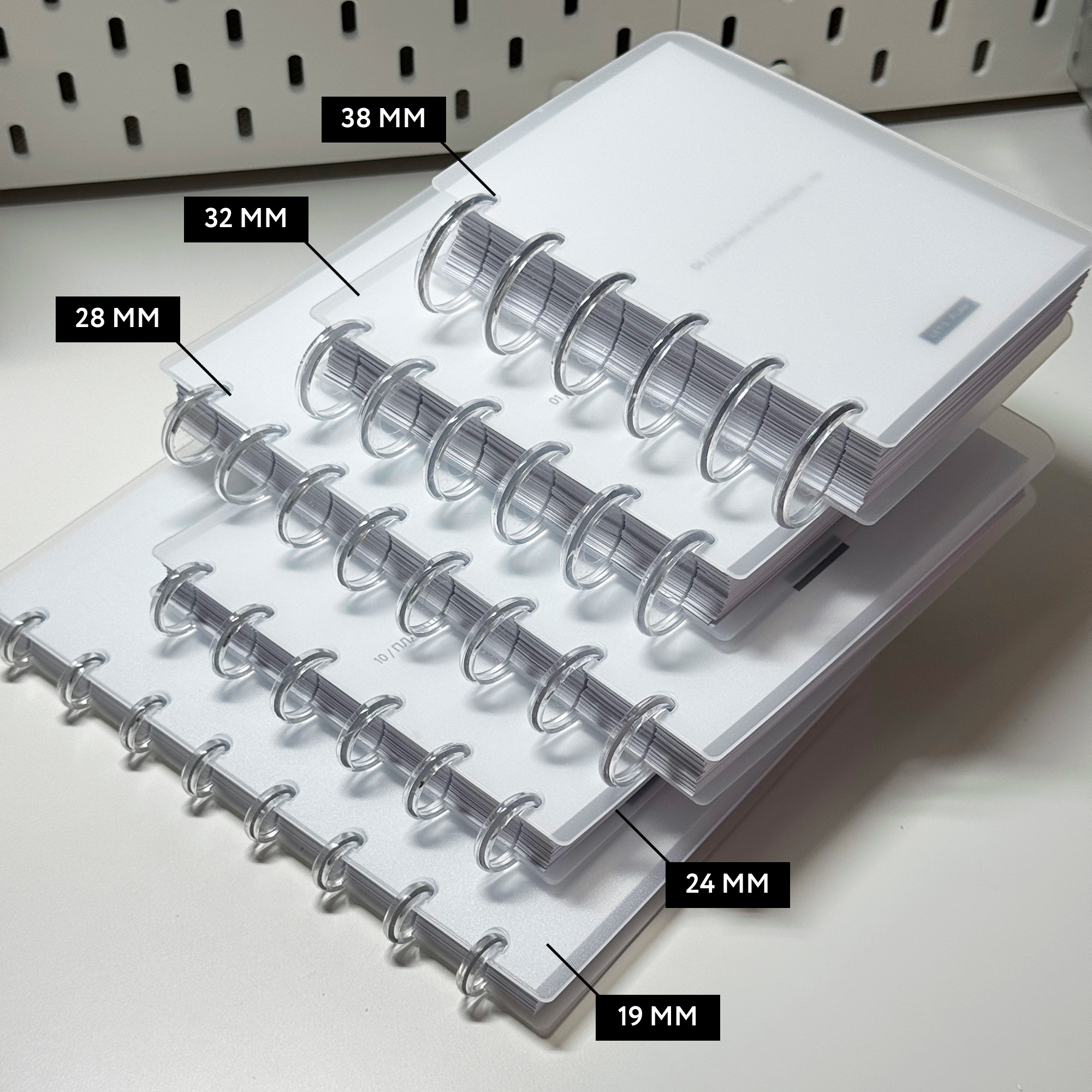 А5 / ДИСКИ 28 мм / около 150 листов