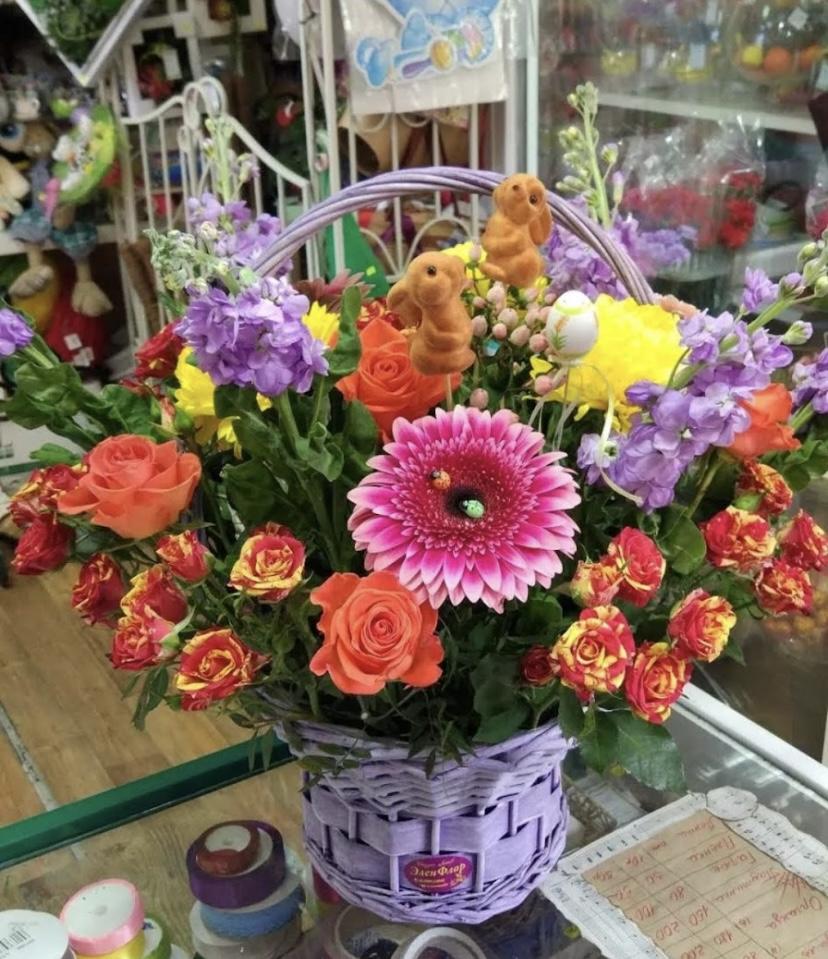 Корзина с цветами,,Весна,.