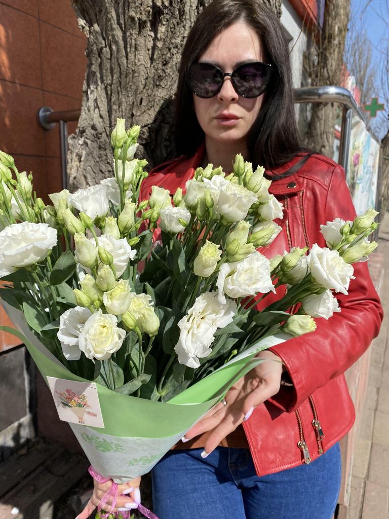 Моно букет из эустомы