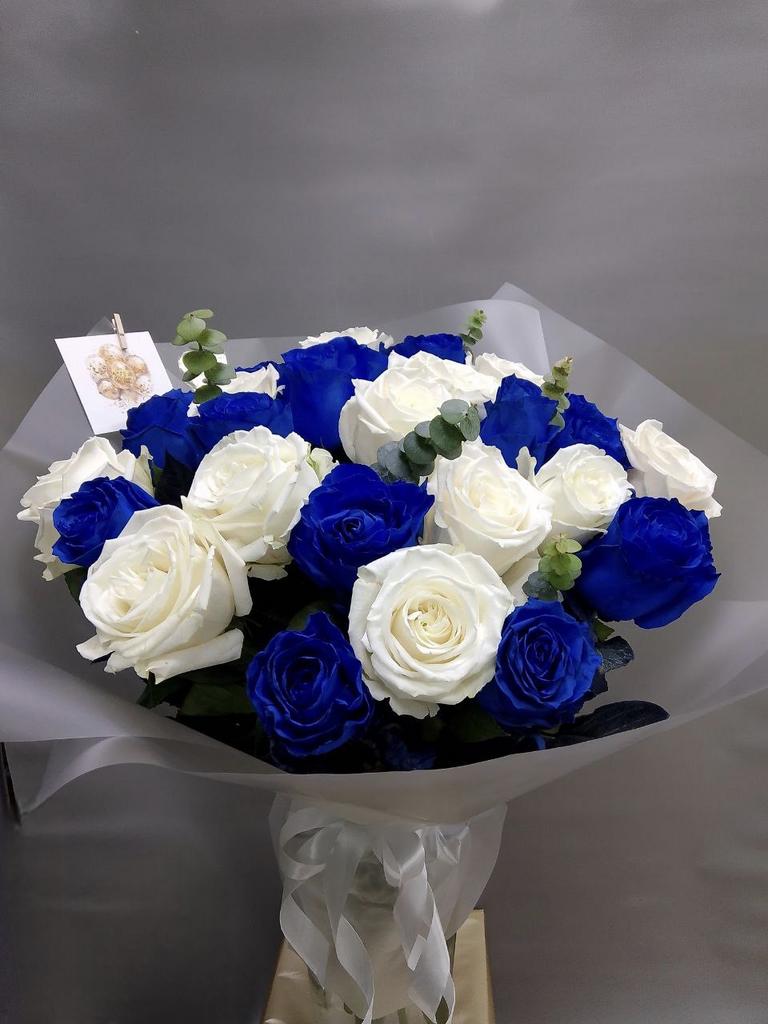 Букет из 27 роз