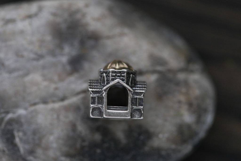 True Place To Be TWO TONE