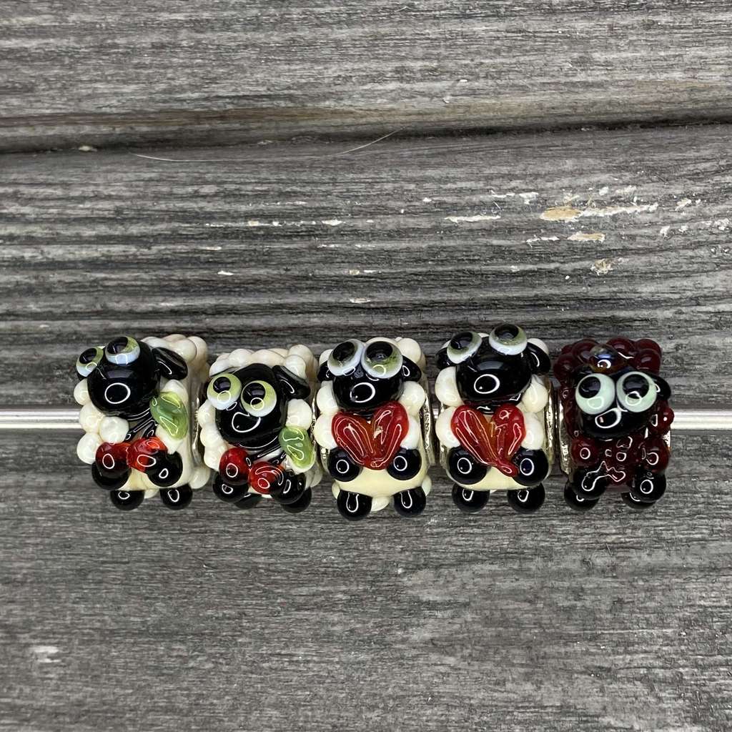 live HALLOWEEN Row 20