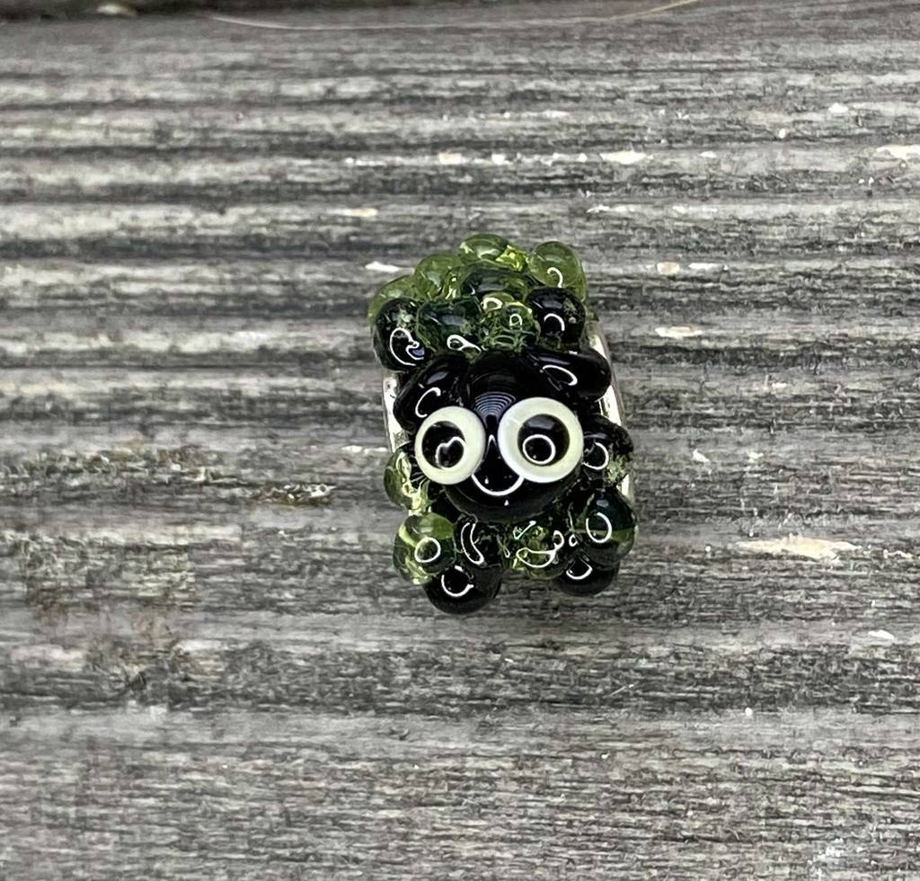 live HALLOWEEN Row 26