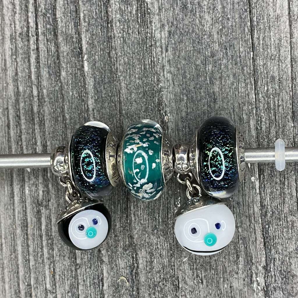 Live Black Friday Row 18