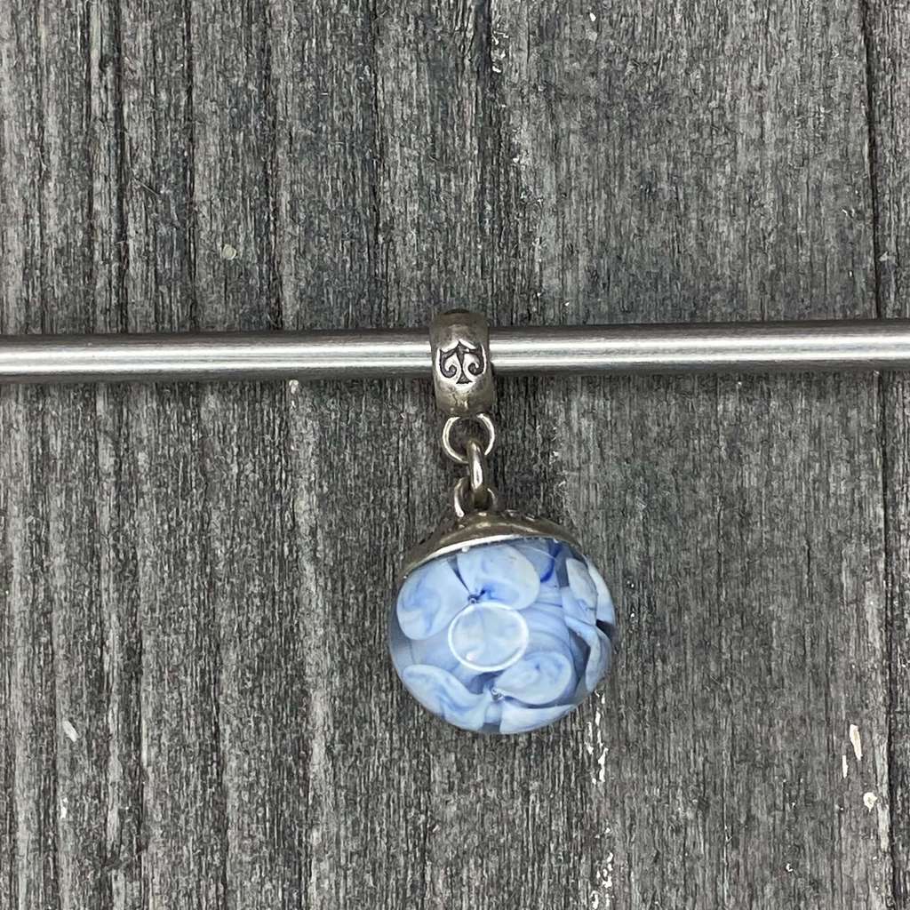 Live Black Friday dangle 2